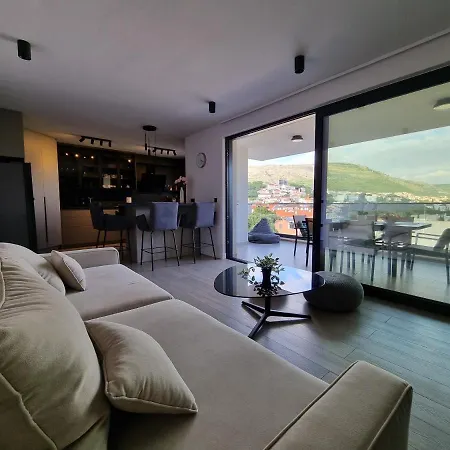 Family Peppina Apartment